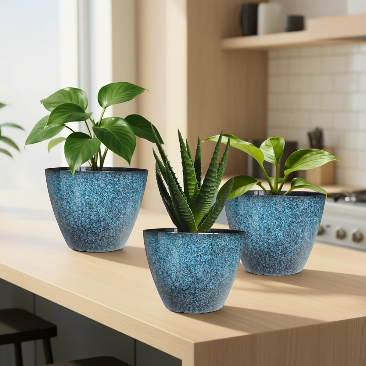 Vanslogreen 8 inch Plant Pots, Pack of 4 Plastic Planter for Indoor Outdoor Plant with Drainage Holes and Saucers, Flower Pots for Garden Home Decor (Blue, 4pcs)