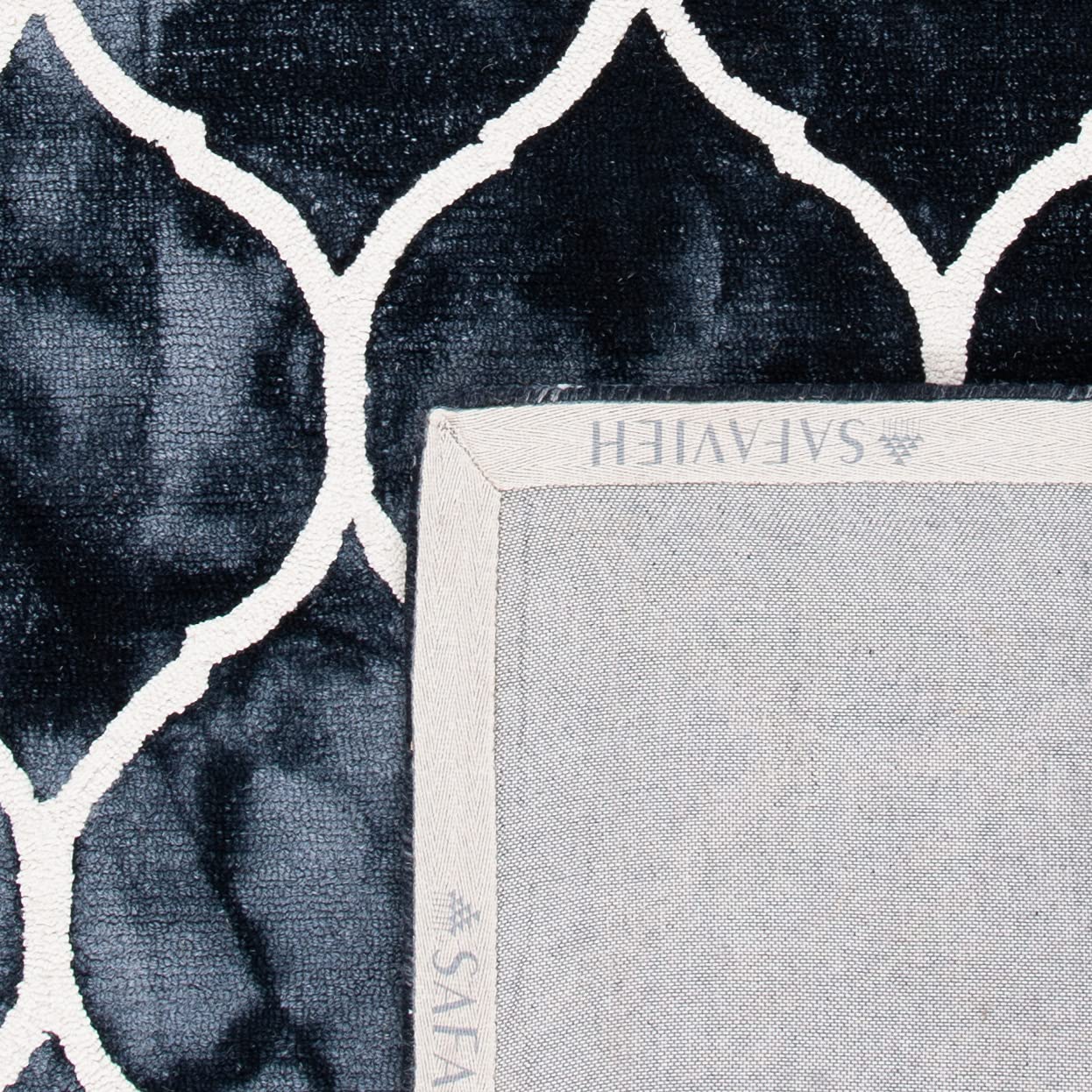 SAFAVIEH Dip Dye Collection 2' x 3' Graphite / Ivory DDY685J Handmade Trellis Watercolor Premium Wool Accent Rug