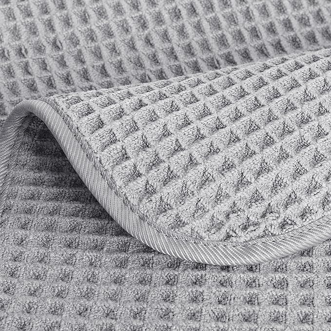 POLYTE 430 GSM Microfiber Lint Free Washcloth Face Towel, 13 x 13 in, 4 Pack