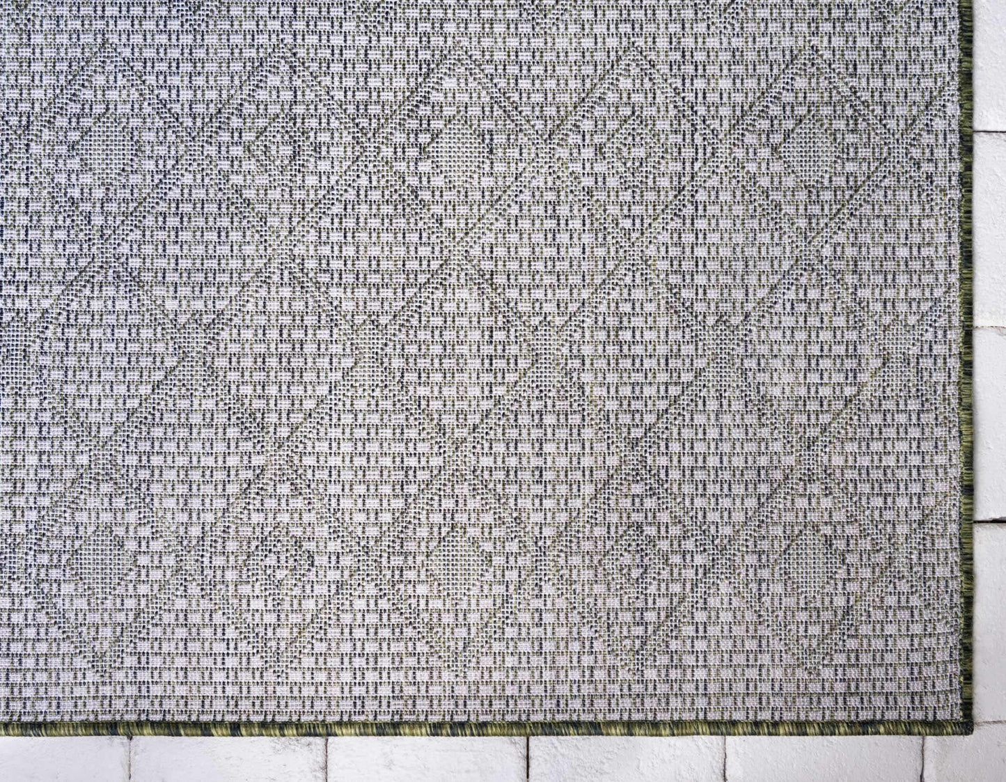 Unique Loom Outdoor Trellis Collection Area Rug - Tribal Trellis (6' 1" x 9' Rectangle, Green/ Natural)