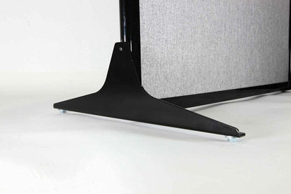 Versare Workstation Partition | Portable Wall Divider | Modern Office Cubicle | Free Standing Privacy Screen | Flexible Work Space | 99" x 70" W/Window, Cloud Gray Fabric Panels