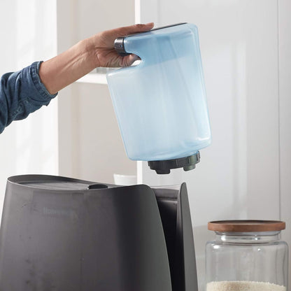 Honeywell Cool Moisture Humidifier For Bedroom, Medium Rooms, 1.1 Gallon, Invisible Moisture Humidifier for Baby, Kids, Quiet, Easy to Clean, UV Technology, Black, HCM350B