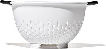 OXO Good Grips 3 QT Plastic Colander