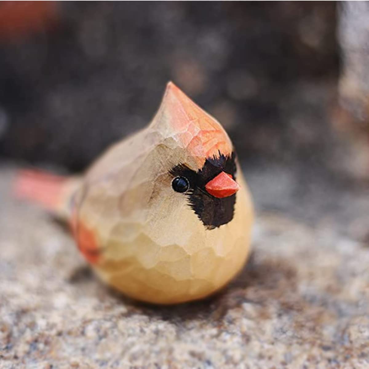 ALHBEJT Solid Wood Handcarving Northern Cardinal Birds Statue Wooden Bird Figurine Handpainted 3D Animal Figurine Hand-Made Home Office Decoration (Male and Female)