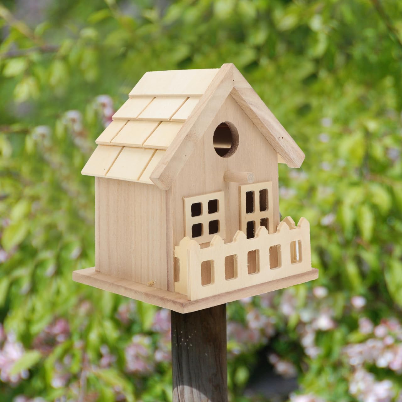 Toddmomy Wooden Bird House Outdoor Small Bird Nest Hanging Feeder Home Garden Decoration 7.08X5.51X5.11 Inch Natural Wood