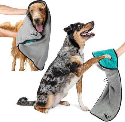 Microfiber Dog Towel & Paw Cleaner – Super Absorbent for Drying Dogs Large, Medium & Small, Quick Dry Pet Towels with Hand Pockets, Soft & Durable Puppy Towel, Machine Washable, Hanging Loop (Small)