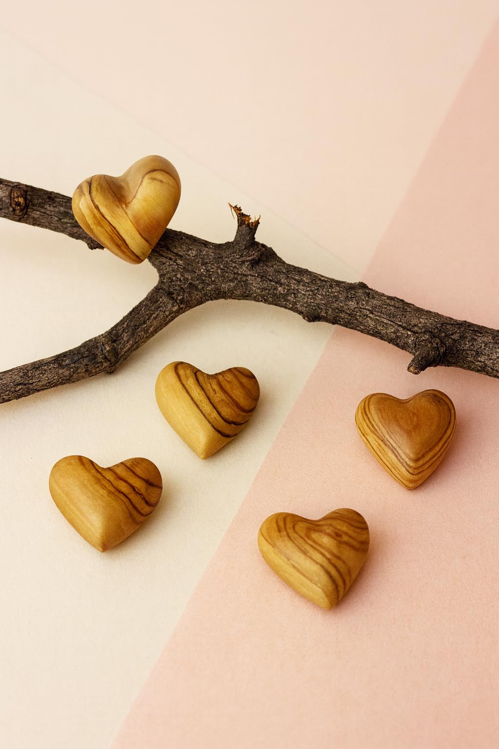 Zuluf Set of 5 Mini Olive Wood Hearts 1.25" Very Small Hand Carved Wooden Fidget Heart Keepsake Wedding Guest Book Favor Valentine Day Gift Pocket Hug Sympathy Memorial Craft Decor Made in Bethlehem