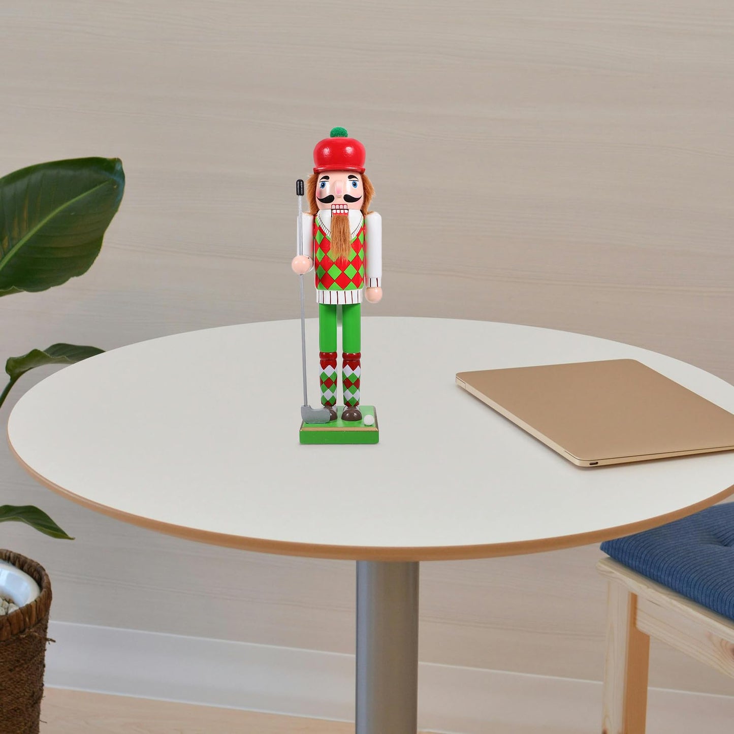 DECHOUS Golf Nutcracker 15 Inch Christmas Golf Player Nutcracker Sports Nutcracker Golfer Nutcracker with Club and Ball Christmas Nutcracker Figurines for Home Table Shelve