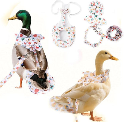 Duck & Chicken Harness with Diapers – Washable Adjustable Elastic Nappy for Poultry (Goose, Hen, Duck) with 5-FT Leash, Comfortable & Leak-Proof (S)