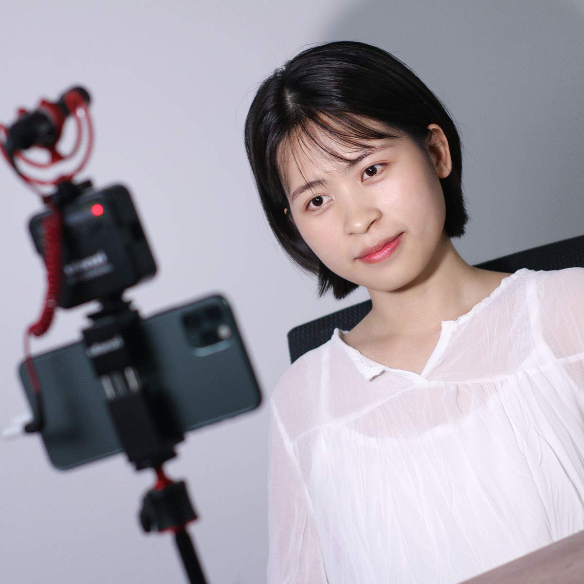 Ulanzi VL100X Selfie Light, Clip LED Light Panel for Phone/Laptop/Tablet/Computer, Bi-Color Portable Clip Camera Light with Dimmable 2500-6500K with 2000mAh Battery for Video Conference/Picture