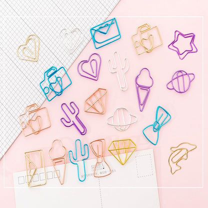100 pcs Cute Paper Clips, BOSOIRSOU Metal Bookmark Folder Pin Memo Clamp Planner Clip for Pagination Organize Document Organizing Office Supplies School Student