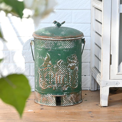 Chadechimo Farmhouse Garbage Can with Lid Indoor Outdoor Trash Can with Embossed Bird and Flowers PatternMetal Retro Kitchen Trash Can with Lid for Kitchen Room and Garden Decor (Green)