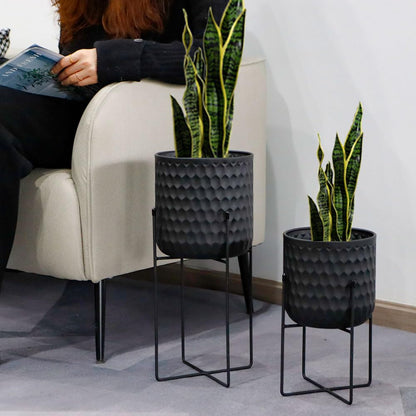TRIROCKS Set of 2 Planters with Stand Indoor Outdoor Metal Plant Stand 8 * 18 &7 * 12 "Modern Planters Flower Pots for Living Room Corner Kitchen Office Garden Balcony Patio Decor(Black)