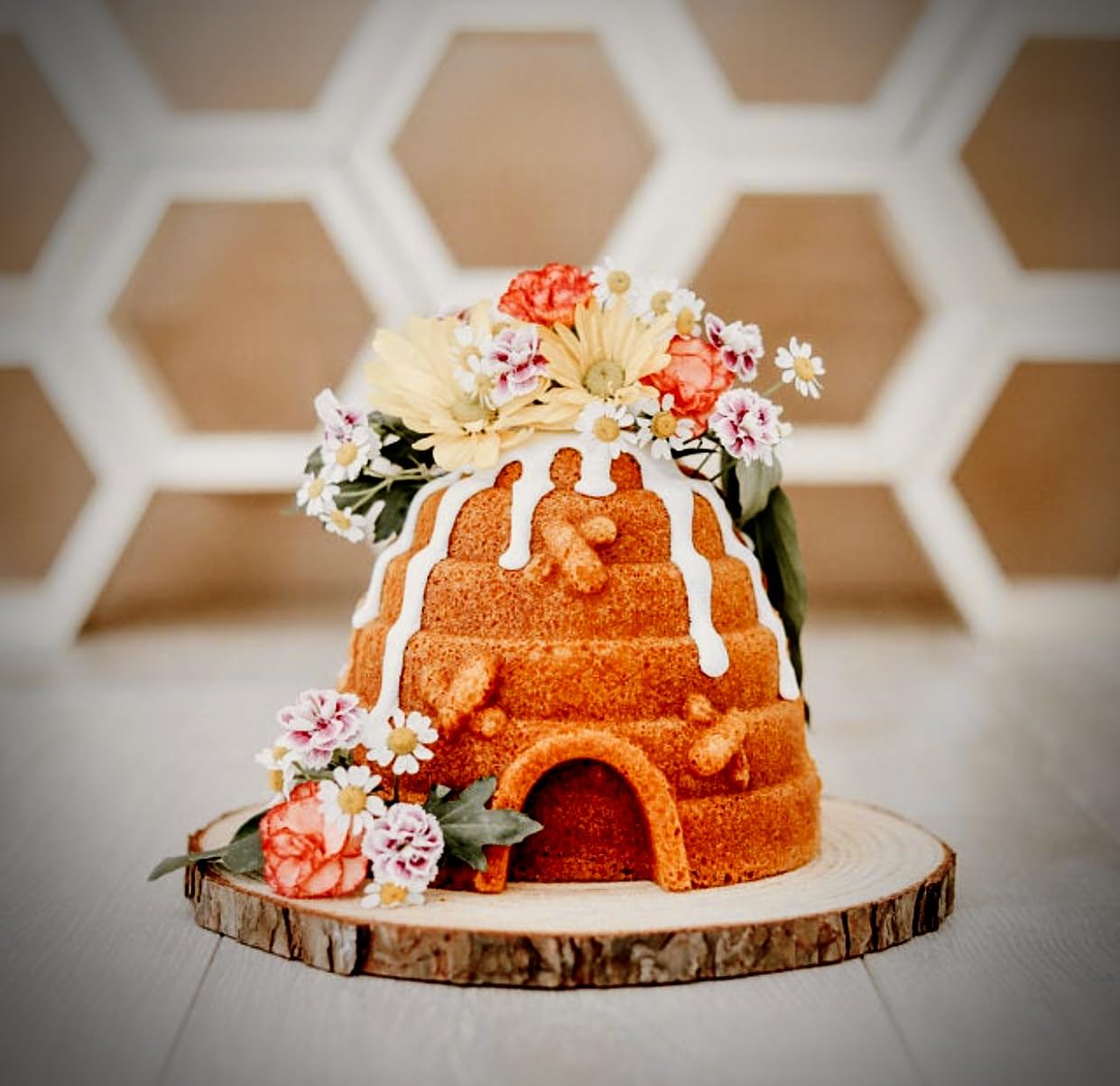 Set of (12) 9-11 inch Wood Slices for centerpieces! Wood Slice centerpieces, Wood Rounds, Tree Slices (9-11 inch 12 Pack)