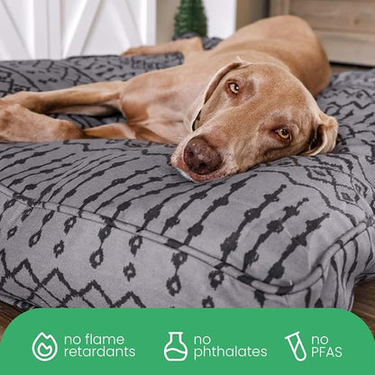 Molly Mutt Wild World Dog Bed Duvet Cover, 100% Cotton Canvas Cover for Dog, Puppy, or Cat Bed, Durable, Washable, and Free of Harmful Chemicals, Medium/Large, 27"x36"x5"