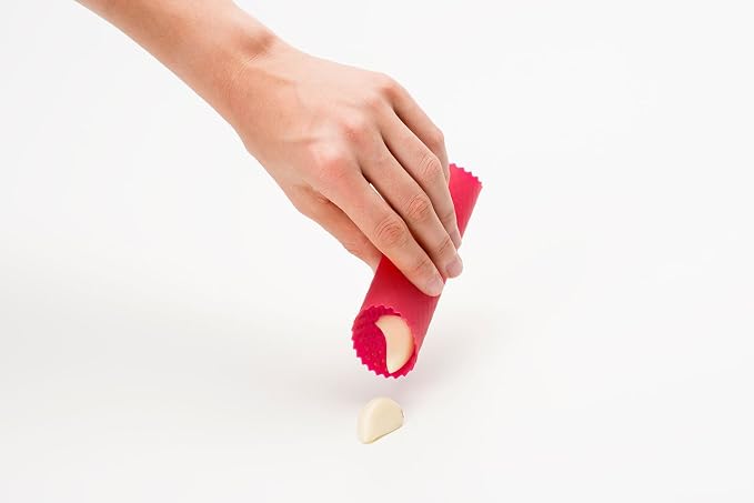 Zyliss Garlic Peeler - Silicone Garlic Peeler Tube Roller for Easy Garlic Skin Removal - Dishwasher Safe - Perfect for Gift & Essential Kitchen Gadgets - Red