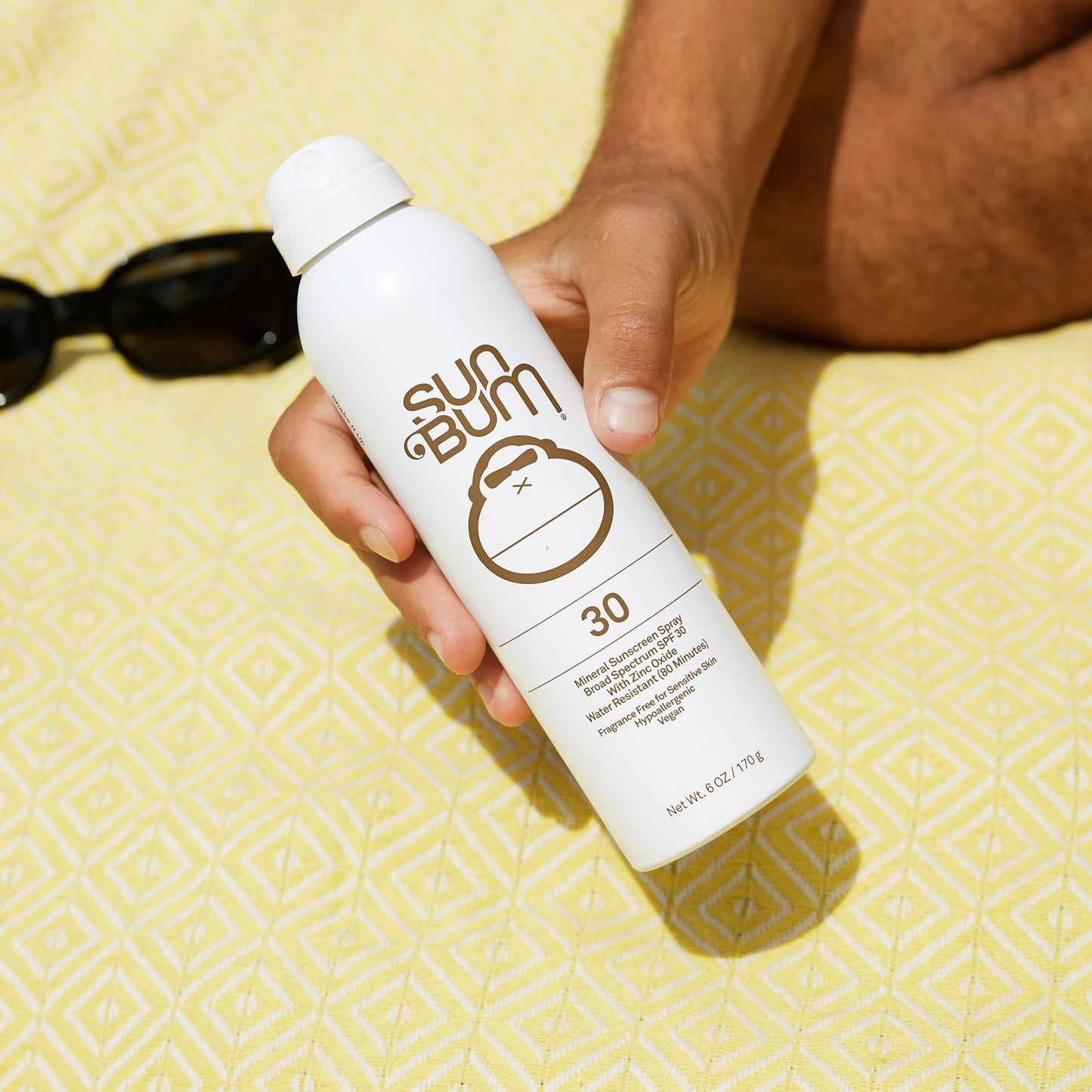 Sun Bum Mineral SPF 30 Sunscreen Body Spray - Water-Resistant Broad Spectrum Moisturizing Sunscreen with Vitamin E - Hawaii 104 Act Compliant (Made without Octinoxate & Oxybenzone) - 6 oz