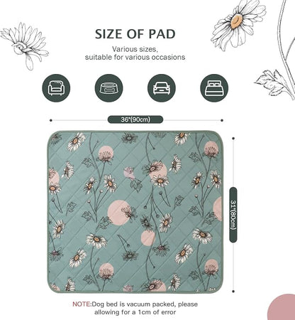 IEUUMLER Washable Pee Pads for Dogs, 2 Pack Non-Slip & Waterproof Pack Whelping Pad, Reusable Washable Puppy Potty Training Pad with Fast Absorbent for Playpen EU007 (Green Daisy, 31"X36"-2pcs)