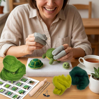 VEHICAR Tortoise Needle Felting Wool Kit, Starter Set to Make, DIY Needlework Craft Supplies for Beginners, Unfinished Wool Felt Craft Kit, Creative Crafting Turtle Doll