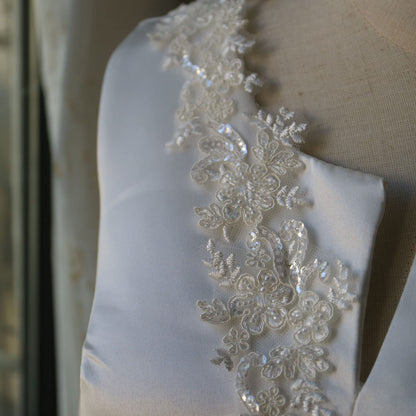 G-RUI 6cm*2yards Ivory White Luxury Beaded Embroidery Flower lace Appliques for Wedding Dresses Rhinestone Applique Patches Embroidery lace parches ropa (Off White Color)…