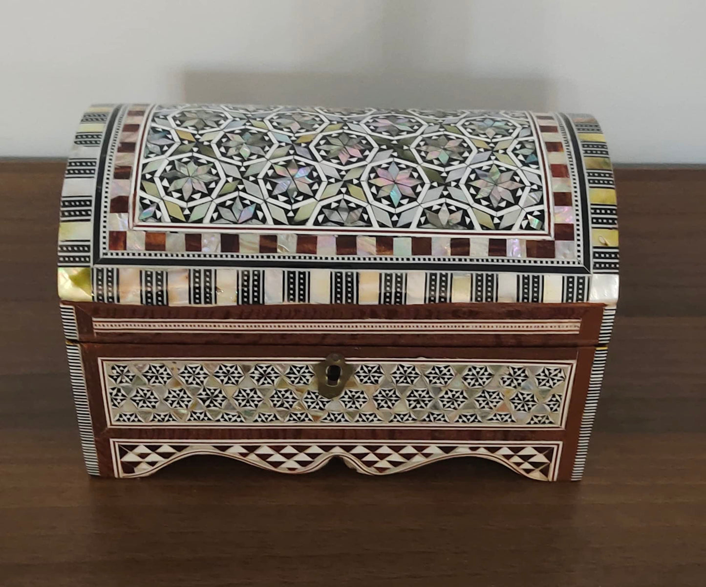 Handmade Egyptian Jewelry Box – Mother of Pearl Inlay – Decorative Wooden Trinket Box for Women Oriental Keepsake Storage Organizer ((8" X 5" x 5" inch M04)