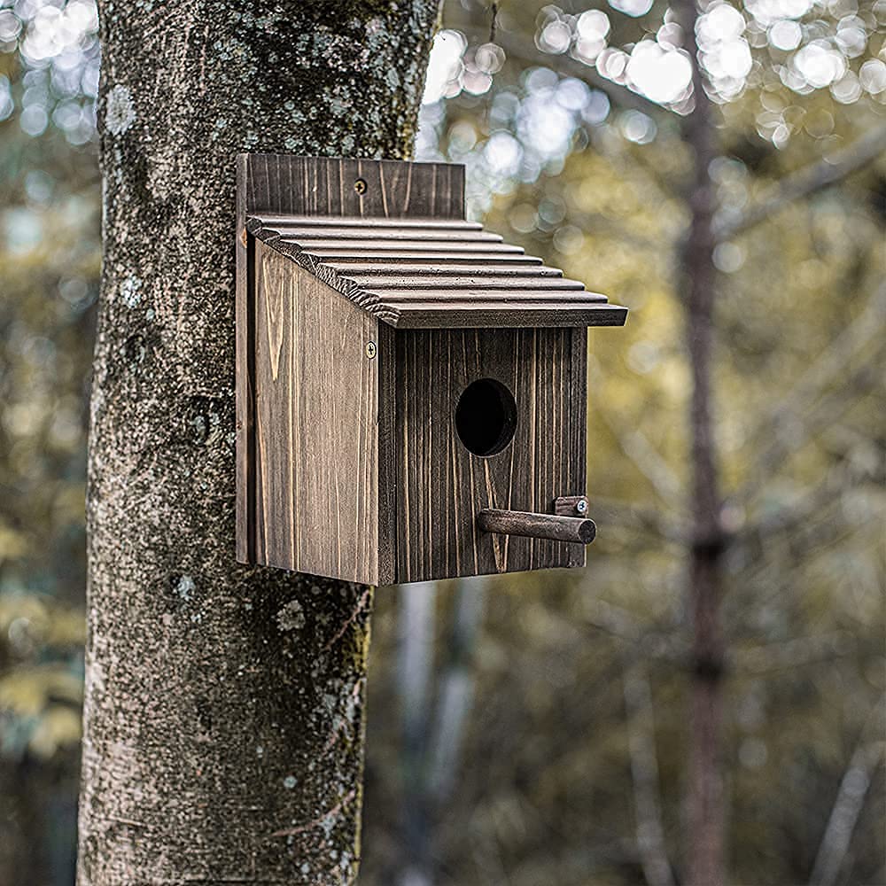 NATUREYLWL Weatherproof Bird House, Wooden Bird Houses for Outside with Pole, Durable Birdhouse for Finch, Bluebird, Cardinals, Hanging Birdhouse Garden Country Cottages