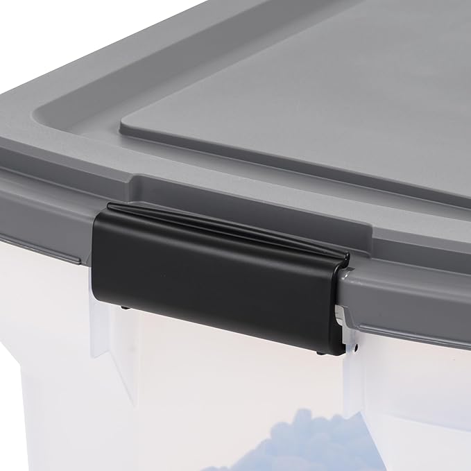 IRIS USA Dog Food Storage Container 40 lbs, Attachable Wheels, & Included Scoop