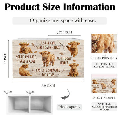 HYKDFMNCJ Rustic Highland Cow Pen Holder for Desk, Gifts for Highland Cow Lovers Wooden Box Sign Desk Decor for Girls Room Home Office Decoration, Farmhouse Heifer Pencil Organizer