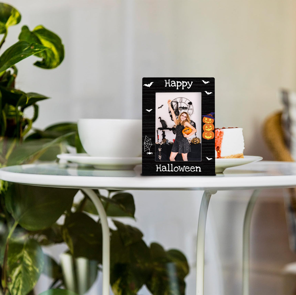 DUXMNAMG Happy Halloween 4x6 Picture Frame, Spooky Gothic Pumpkin Bat Photo Frame, Autumn Fall Halloween Gifts for Kids Women Men, Black Gothic Spooky Photo Frames for Desk Shelf Decor