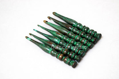 Handmade Ergonomic Wooden Crochet Hooks for Arthritic Hands (Set of 7) Needles for Yarn Accessories | Size 4 mm to 10 mm with Engraved | Yarn Tool (Green)