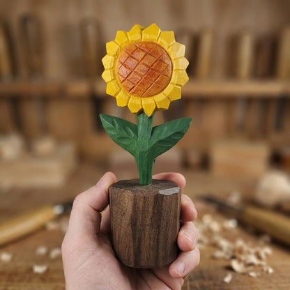 WOODEN ISLANDS Hand-Carved Wooden Sunflower Figurine, 5-Inch Solid Wood Flower Statue for Rustic Farmhouse Home Shelf Decor & Office Desk Accessories, Includes Gift Box Packaging
