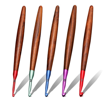 Giwrmu Crochet Hook Set, 5 Pcs Ergonomic Crochet Hooks, Colored Aluminum Crochet Hook with Wooden Handle for Arthritic Hands Knitted Dolls, Gloves, Sweaters, Blankets - 3.0mm/3.5mm/4.0mm/4.5mm/5.0mm