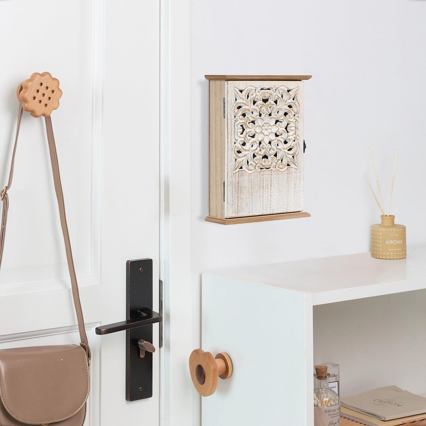 AHUONEL Key Holder for Wall Decorative Key Box Key Cabinet, Wooden Key Hooks Wall Mounted Key Hangers Rustic Key Rack with 6 Key Hooks for Home Office Entryway, Christmas Housewarming Gift
