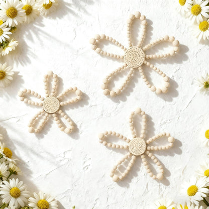 AceOrbit 3 Pcs Boho Daisy Flower Wall Decor, Wood Bead Daisy Wall Art, Beaded Wildflowers, Farmhouse Boho Nursery Decor for Baby Girls Kids Bedroom Dorm Playroom, 7.87'', 5.91'', 4.72''
