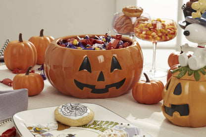 Lenox Serveware, The Great Pumpkin Figural Treat Dish, Handwash Only, Durable Porcelain Dish Tray, Halloween Decor Indoor, Halloween Table Decorations, Snoopy Design, Fall Decor (8 x 6.5 x 1-inch)