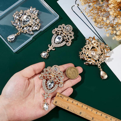 SUPERFINDINGS 4Pcs 2 Styles Alloy Rhinestone Brooches Rhinestone Teardrop Flower Brooch Pin Vintage Rhinestones Brooch Pin for Women DIY Bridal Wedding Bouquet Kit