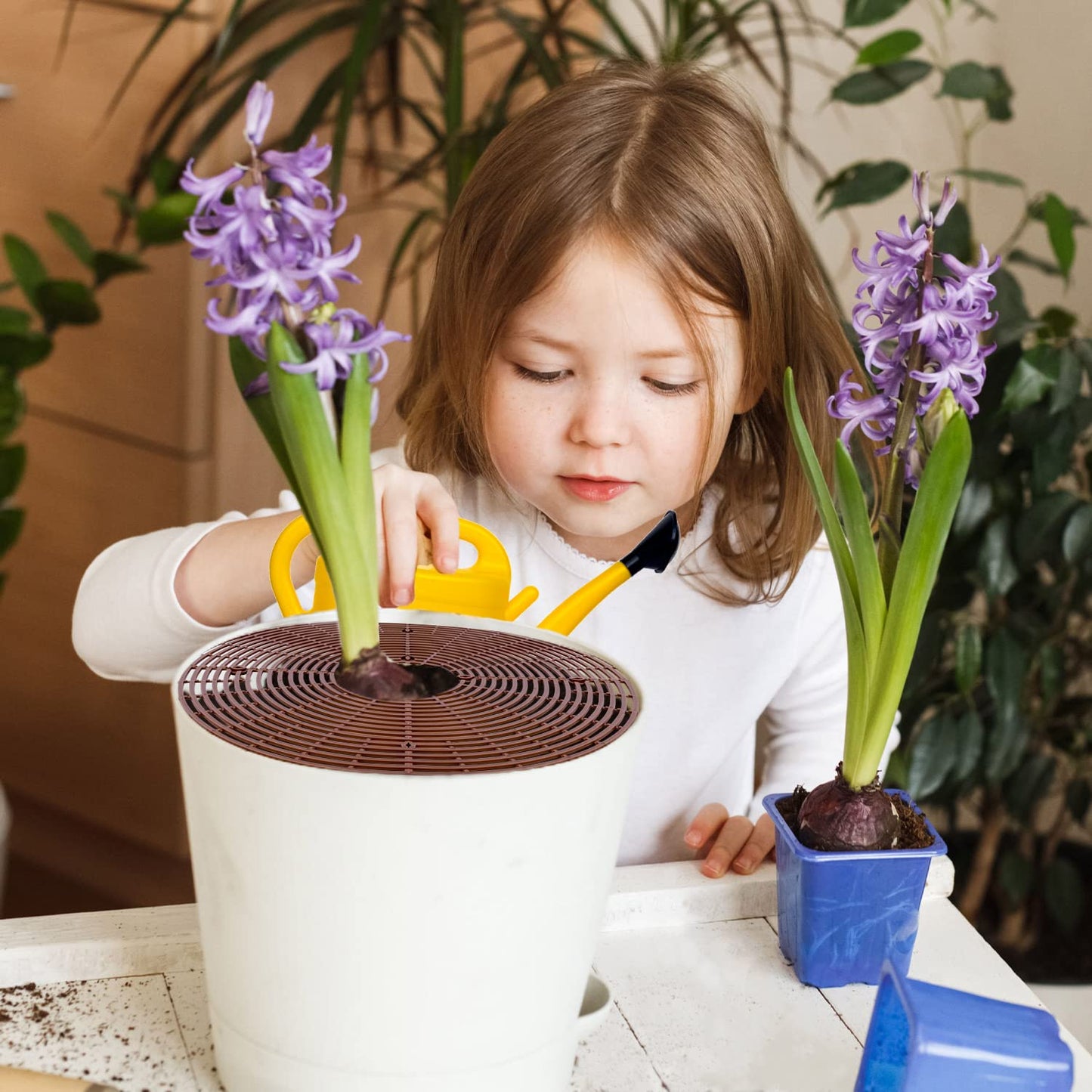 YGAOHF 5 Pcs 20.8" Plant Pot Grid Cover, Cuttable Grid Flower Pot Cover with 60 Stakes, Large Plastic Plant Pot Soil Protector with Center Cutout, Pet Cat Digging Stopper