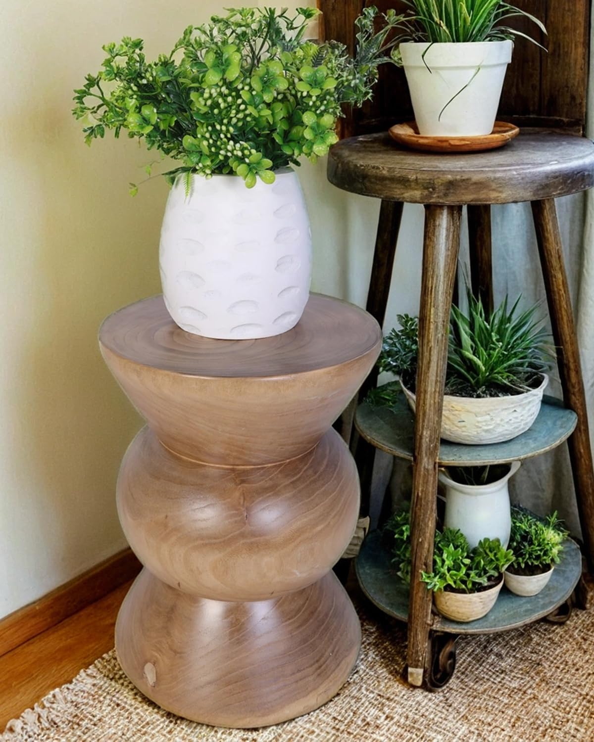 Athaliah Wooden Side Table, Hand Carved Rustic Wood Tree Stump End Table, Natural Paulownia Wood Round Coffee Table, Indoor Outdoor Wood Stump Stool for Living Room, Bedroom, Garden, Patio