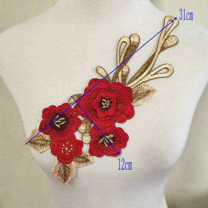 2pcs Beautiful Embroidered Flower Sewing On Patches Accessories Repair Decoration Appliques (Red A)