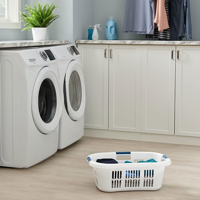 Rubbermaid Laundry Basket XL Hip-Hugger Basket 2.1-Bushel White Laundry