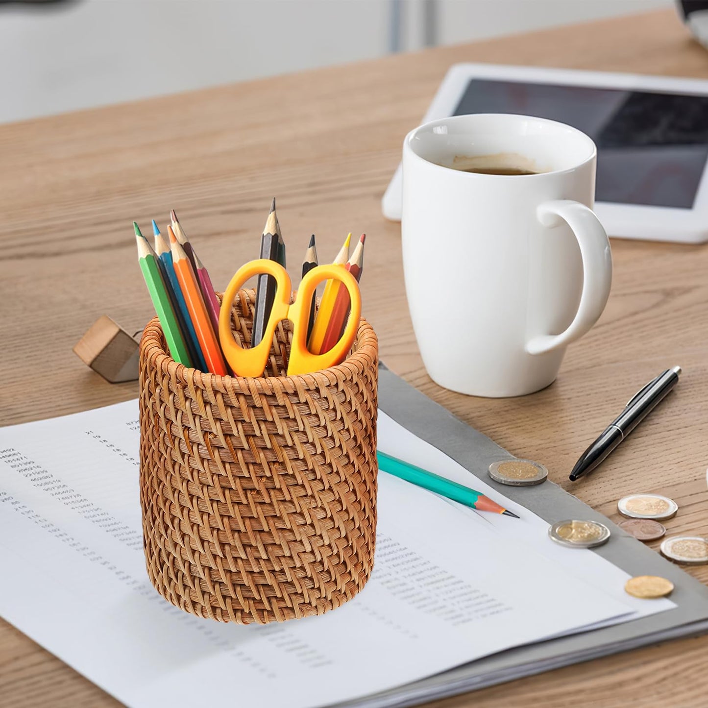 Lurrose 2pcs Rattan Pencil Holder Handmade Pen Cup Wicker Makeup Brushes Holder Woven Vine Pen Container Desk Organizer for Home Office Desktop Kitchen Utensil