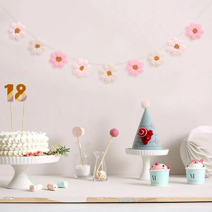 Boho Crochet Daisy Garland - Pink and Beige Yarn Floral Banner for Baby Girl Nursery Decor, Handmade Daisy Garland for Birthday Party, Boho Room Wall Hanging Decoration, Groovy one Birthday Decor