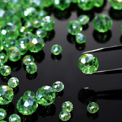 WILLBOND 600 Pcs Crystal Glass Beads for Jewelry Making Bulk Suncatcher Faceted Rondelle Loose Gemstone for Valentine's Day, Irish Holiday, Easter Bracelet DIY Crafts 8mm, 6mm, 4mm(Green)