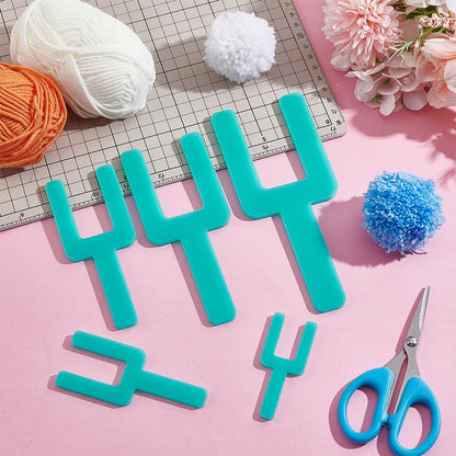 BENECREAT 5 Sizes Acrylic Pompom Maker Fluff Ball Weaver, Green Wool Ball Making Tool DIY Wool Knitting Craft Wool Tool for Yarn Crochet Knitting, 5mm Thick