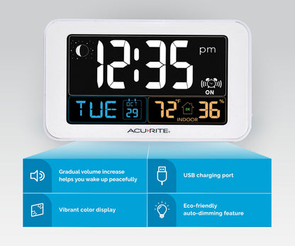 AcuRite Intelli-Time Digital Alarm Clock for Bedroom with USB Charger, Indoor Temperature and Humidity for Heavy Sleepers (13040CA)