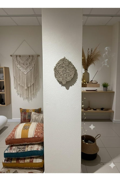 SODEF Handmade Reed Leaf Wall Decor - Bohemian Style Wall Hanging Ornament - Small Size 23 x 18 cm - Beige, 9x7 inch