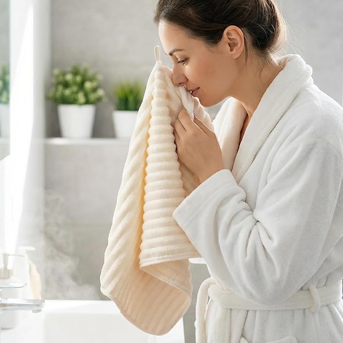 4PCS Beige Microfiber Hand Towels