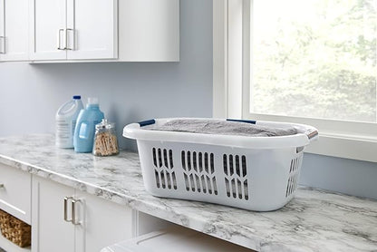 Rubbermaid Large Hip-Hugger Laundry Basket/Hamper, 1.5-Bushel, Stackable