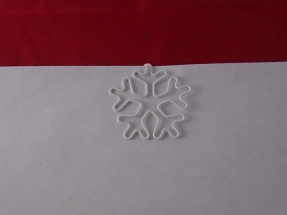 Snowflake Shaped Paper Clips (100 Count) in Tin – White Decorative Clips for Office, Desk Organization & Gifts – Butler in the Home