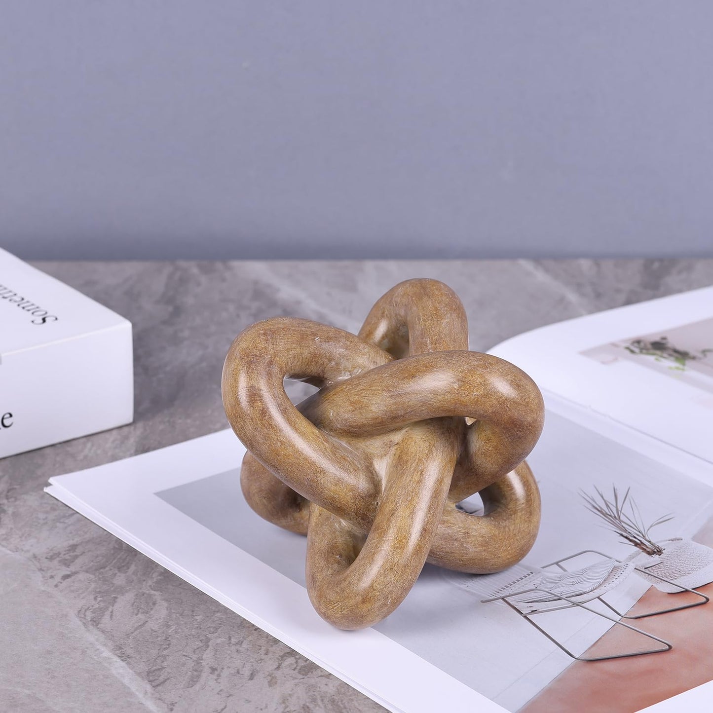 DOVDOV Wood-Toned Knot Sculpture, Triple-Knot Statue, Wood-Toned Home Decor, Ideal for accenting Rustic-Style Coffee Tables, Living Room TV Stands, Dining Tables, and entryway Shelving.